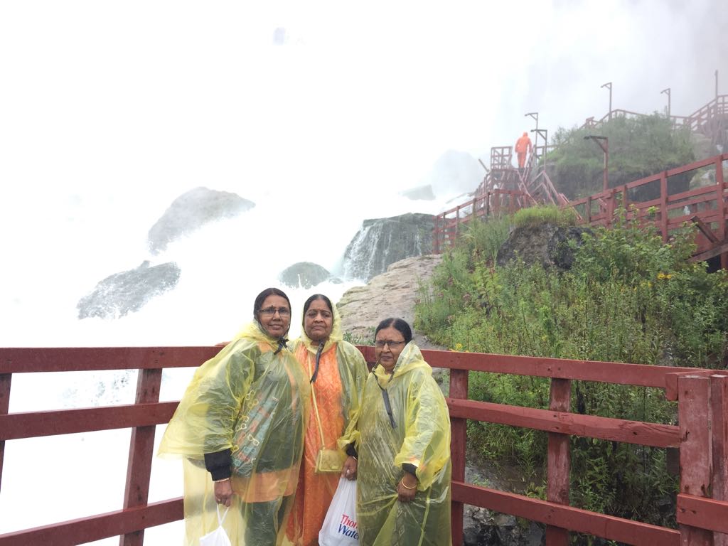 OpenWinds guests on tour